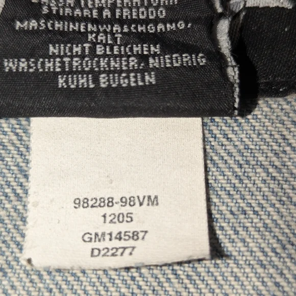 Harley Davidson Denim Vest - Picture 6 of 11